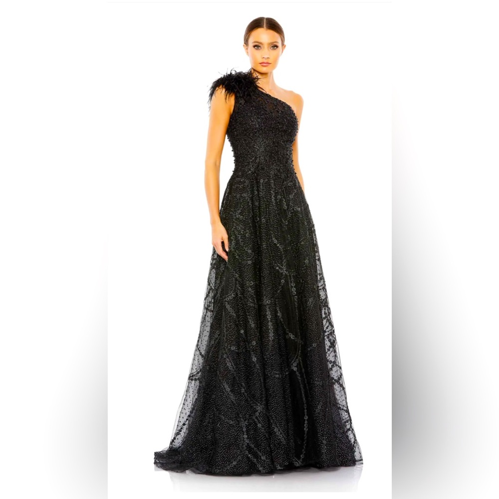 MAC DUGGAL DESIGNER BLACK DRESS!! worn once, perfect condition. negotiable $$